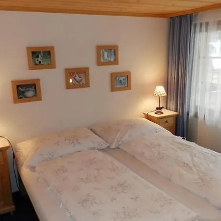 アパート Unter-gstaad Sleeps 4 Wifi *