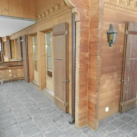 Unter-gstaad Sleeps 4 Wifi * 格施塔德