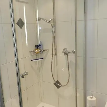 Unter-gstaad Sleeps 4 Wifi Γκστάαντ